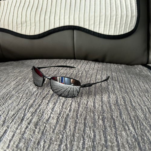 Oakley square whisker metal - whisker,